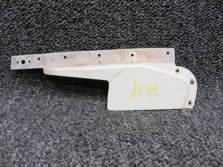 0712303-2 Cessna 182A Guide Stabilizer Seal RH (White)