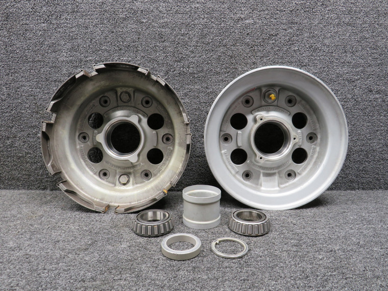 9543991-6 Goodyear 18-5.5 Wheel Assembly (Minus Bolts)