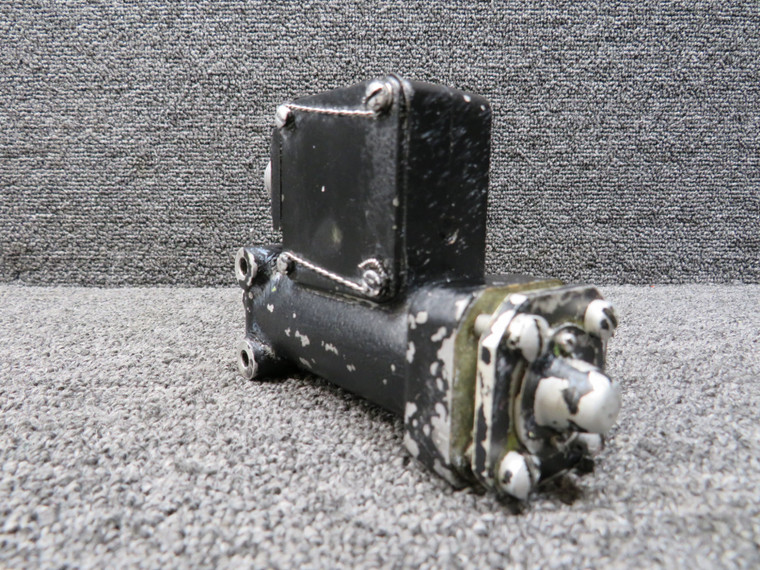 2380108-2 Hydraulic Pressure Switch with Green Repairable Tag 28V (Core)