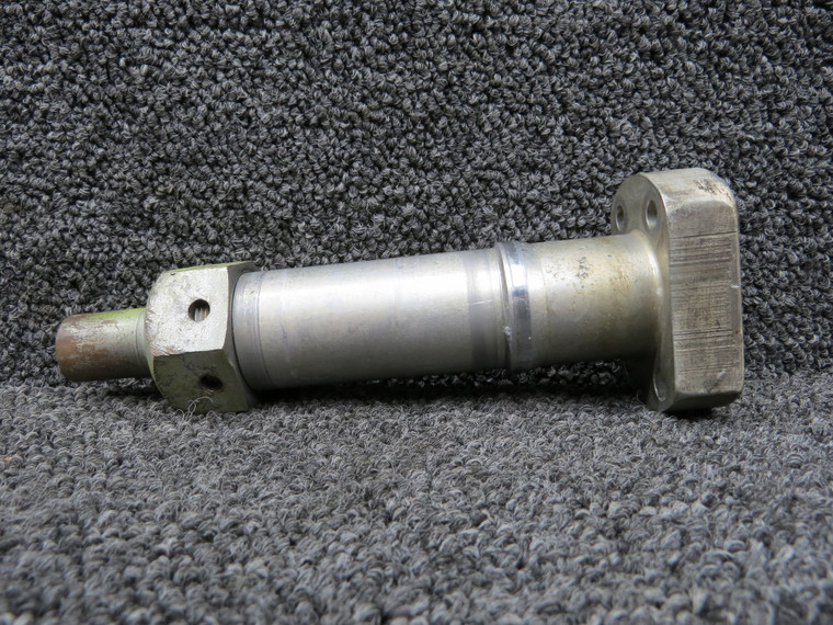 0541124-1 Cessna 182M Main Gear Axle (Aluminum)