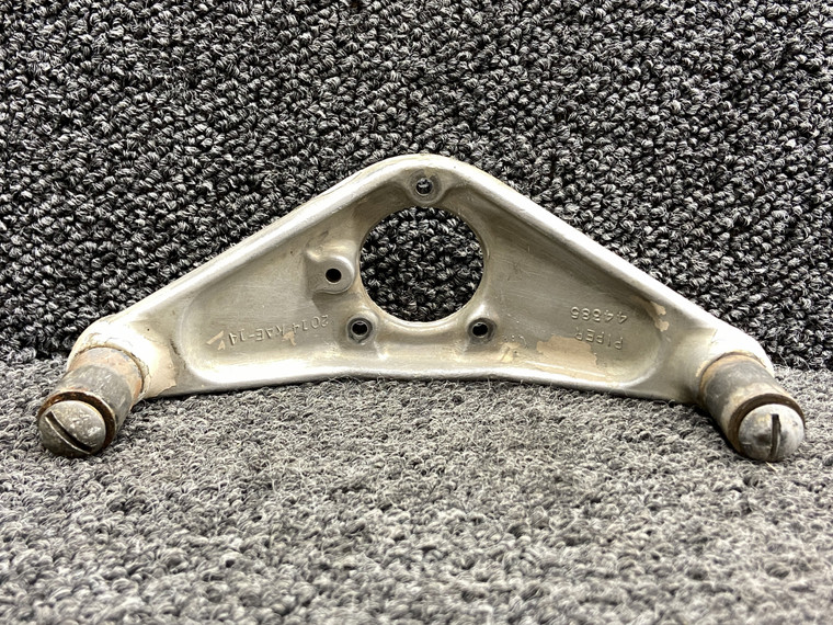 44386-000 (Casting: 2014KAE-1A) Piper PA31-325 Nose Gear Steering Arm Assembly
