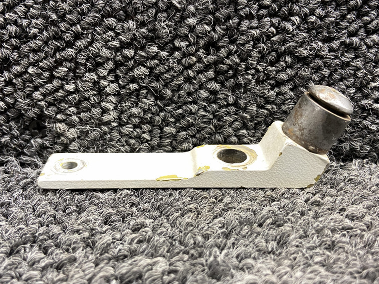 21725-000 Piper PA31 Nose Gear Aligner Bracket Assembly