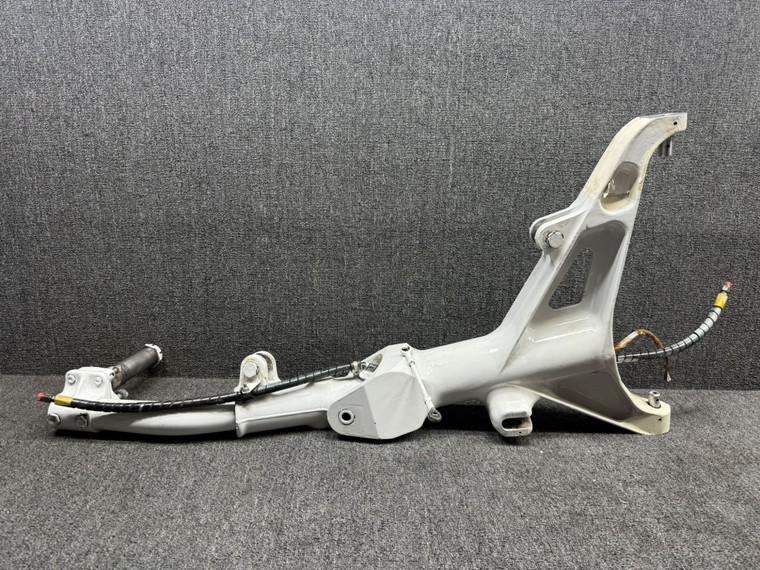 2541040-1, 2541041-1 Cessna T303 Main Landing Gear Assembly LH