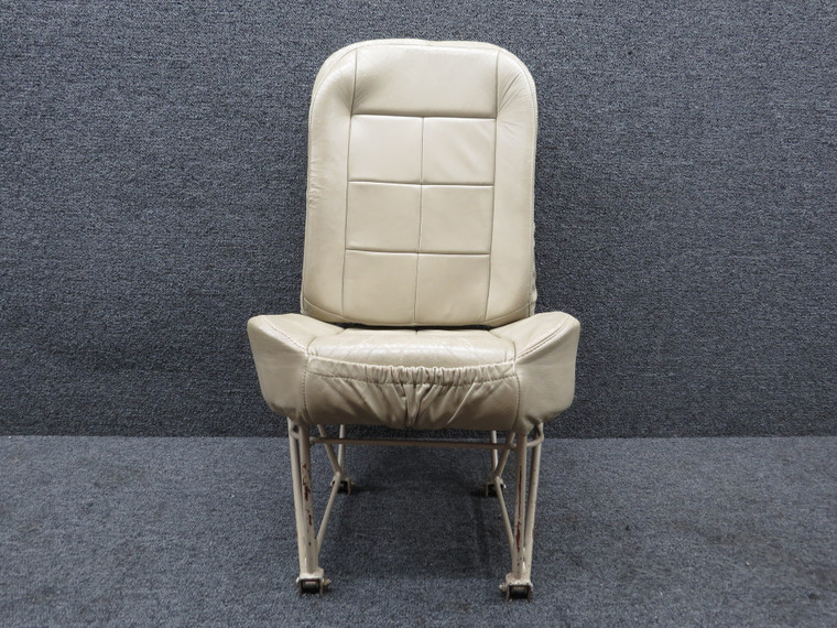 68061-002, 63443-000, 68067-000 Piper PA28-235 Front Seat Assembly (Rails: 11â€)