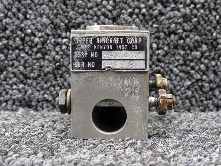 492-098 Piper Anti-Retract Valve Assembly
