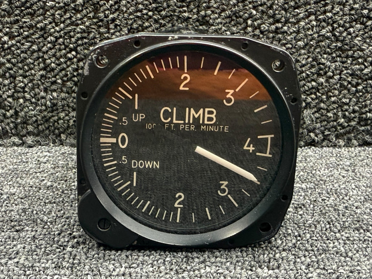 CA-54-1A (Alt: 7040T) United Instruments Vertical Speed Gauge (Core)