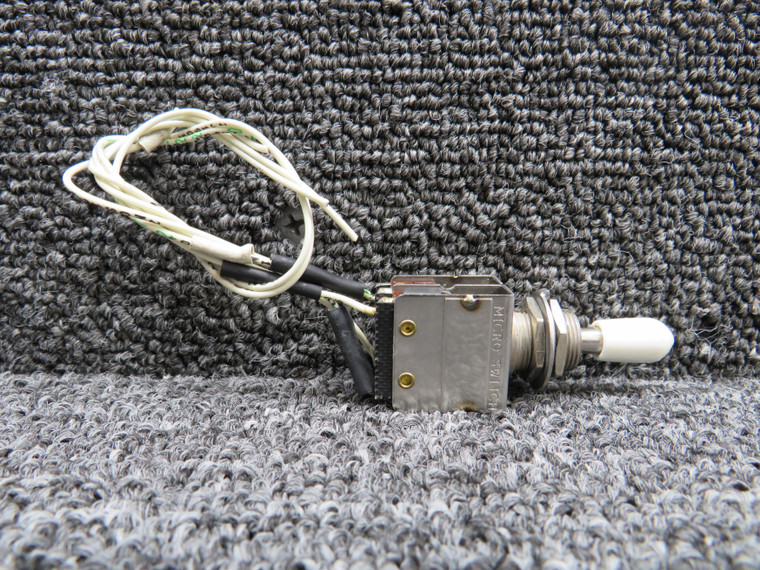 13AT130 Micro Switch Toggle Switch