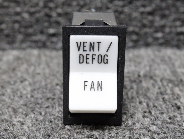 688-296 (Alt: 8941K699) Piper PA46-310P Vent, Defog Fan Rocker Switch