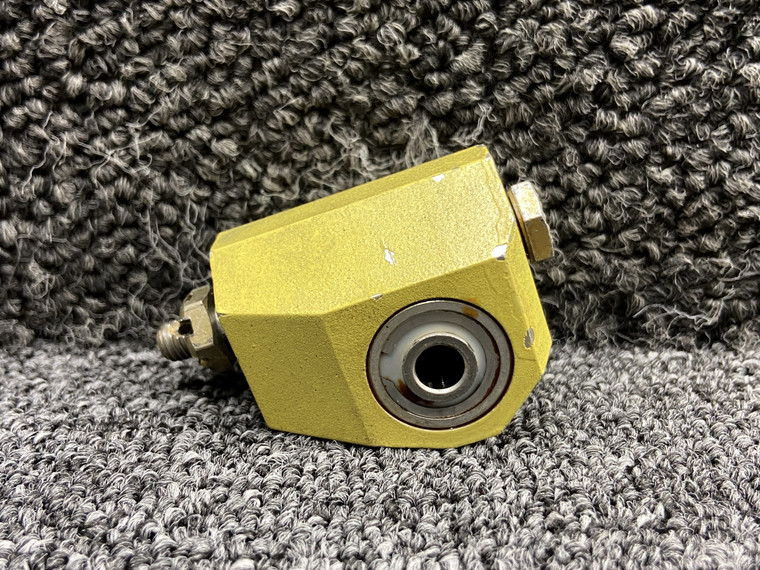0961512-14 Cessna 162 Pitch Beam Swivel Assembly LH or RH