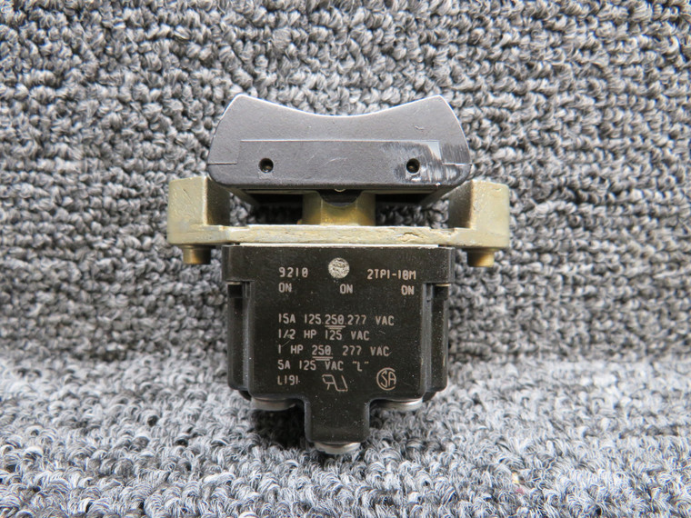 2TP1-10M Hawker 125-800A Rocker Switch