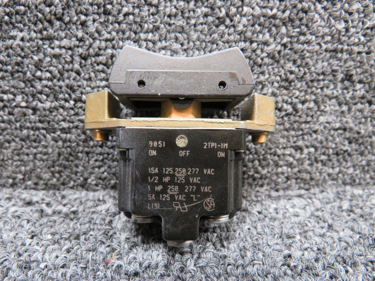 2TP1-1M Hawker 125-800A Rocker Switch