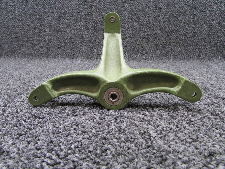35-524138 (Use: 002-410039-3) Beechcraft E-55 Co-Pilot Bellcrank Assy
