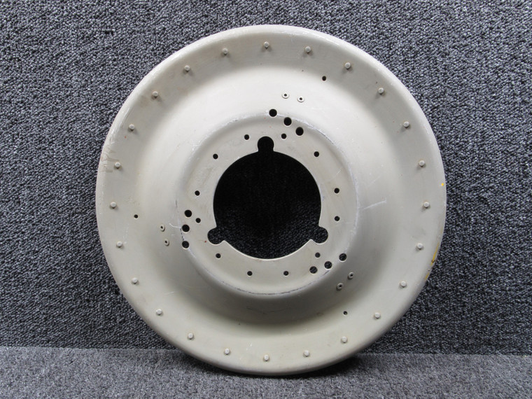 C-3064 (Alt: C3064) Hartzell 3-Blade Spinner Bulkhead