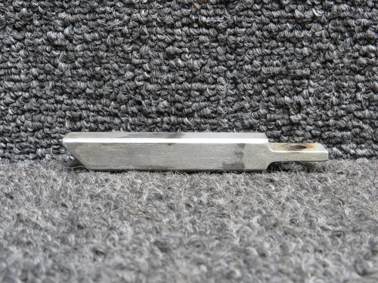 0814143-1 Cessna 310Q Baggage Door Latch Pin Upper or Lower