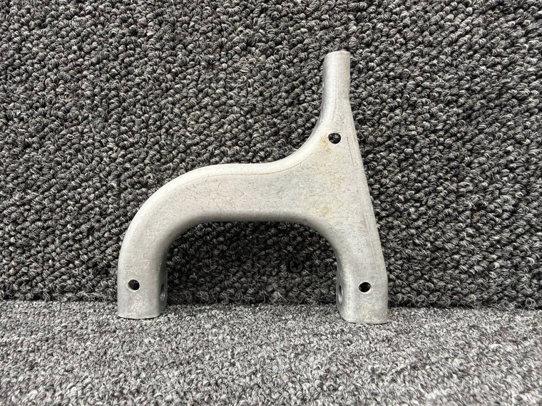 35-815118 Beechcraft E-55 Landing Gear Retract Arm Actuator Idler