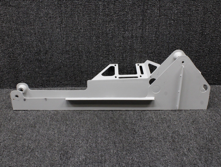 LA57263013-13 Columbia LC42-550FG Central Flap Bell Crank Bracket