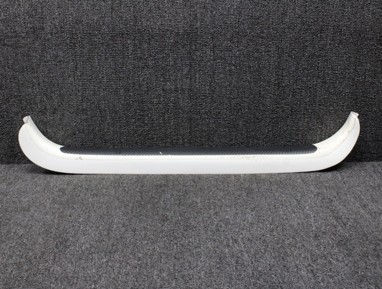 LB53254145 (Use: 2819116-13) Columbia LC42-550FG Door Tread Panel LH