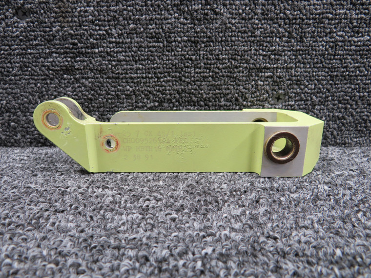 25-7CX45A Hawker 800A Throttle Quadrant Differential Lever Carrier
