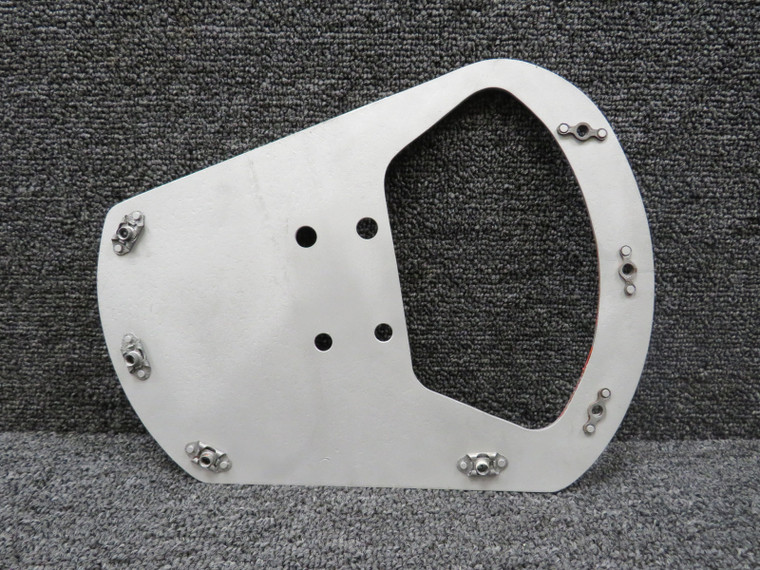 0741046-7 Cessna 172G Main Landing Gear Plate LH