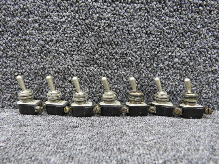 UND Lab Inc Toggle Switch Set of 7