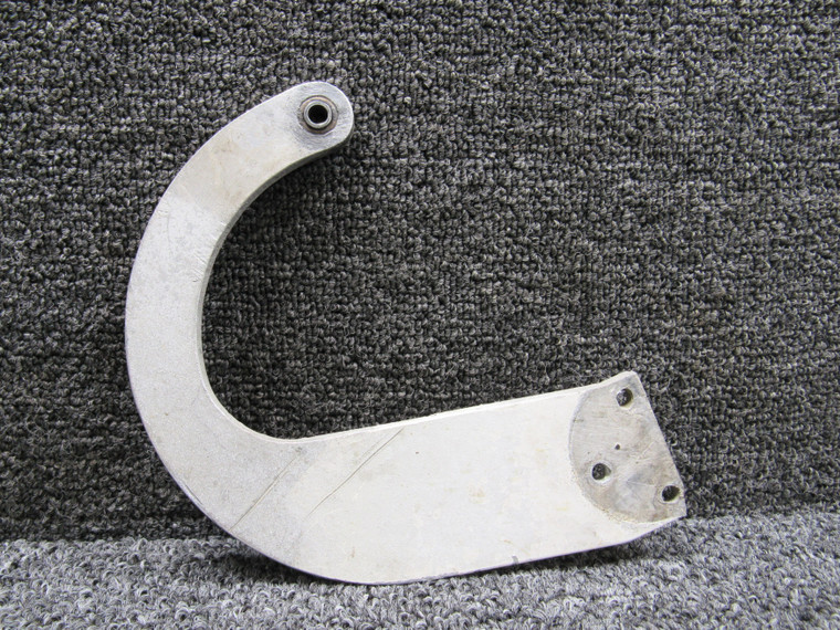 5013079-3 Cessna 401 Nose Landing Gear Door Hinge Middle Forward