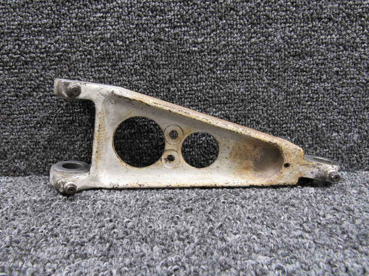 45-815011-8 Beechcraft 95-C55 Main Landing Gear Upper Knee