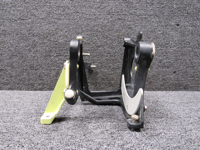S25-6CF327AB Hawker BAE 125-800A Pully Mounting Bracket Assembly
