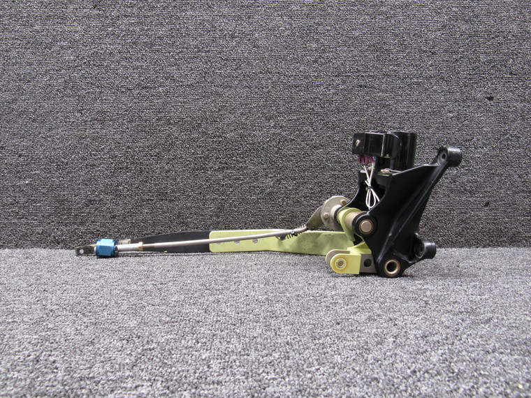 25-8UN125-1A Hawker BAE 125-800A Landing Gear Selector Assembly