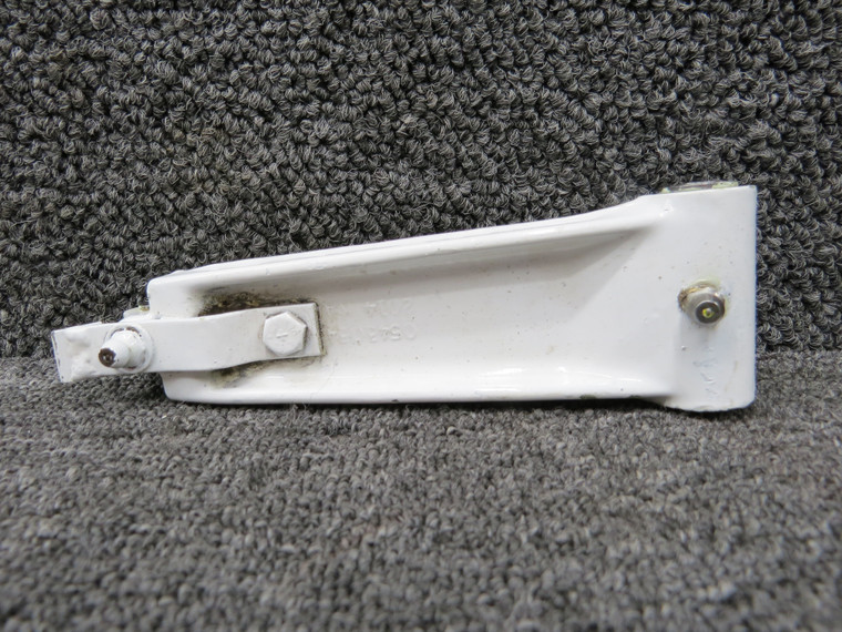 0543035-7 (Cast: 0543034-497) Cessna 210 Nose Gear Lower Torque Link
