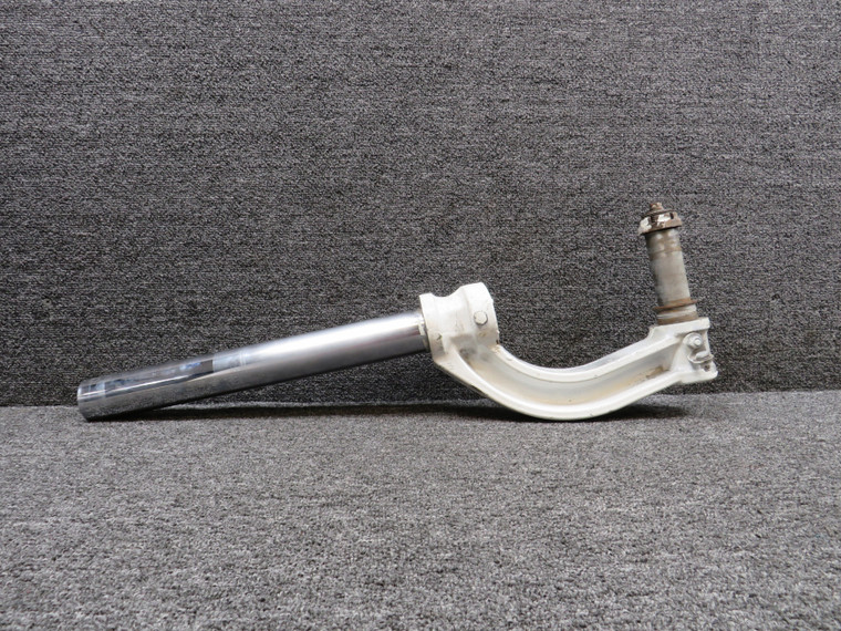 35-825195-603 (Cast: 35-810169) Beechcraft C55 Nose Gear Strut Assembly
