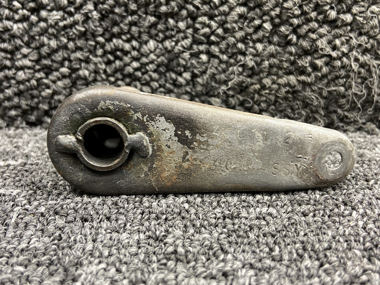35-944011 Beechcraft K35 Cowl Flap Control Arm LH