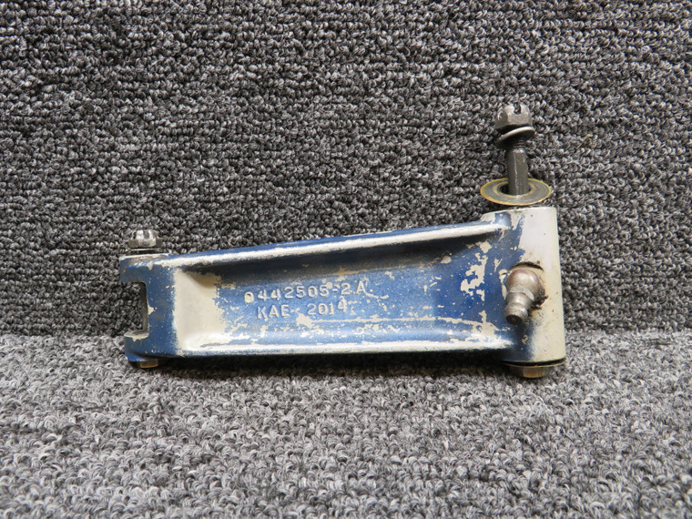 0442505-2 (Cast: 0442505-2A) Cessna 150H Nose Landing Gear Lower Torque Link