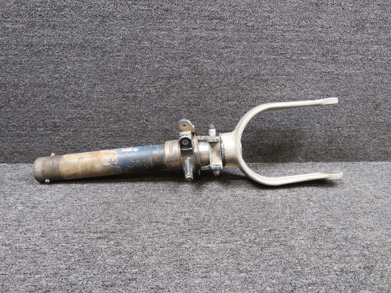 0442504-3 (Cast: 442503-497) Cessna 150H Nose Landing Gear Strut Assembly