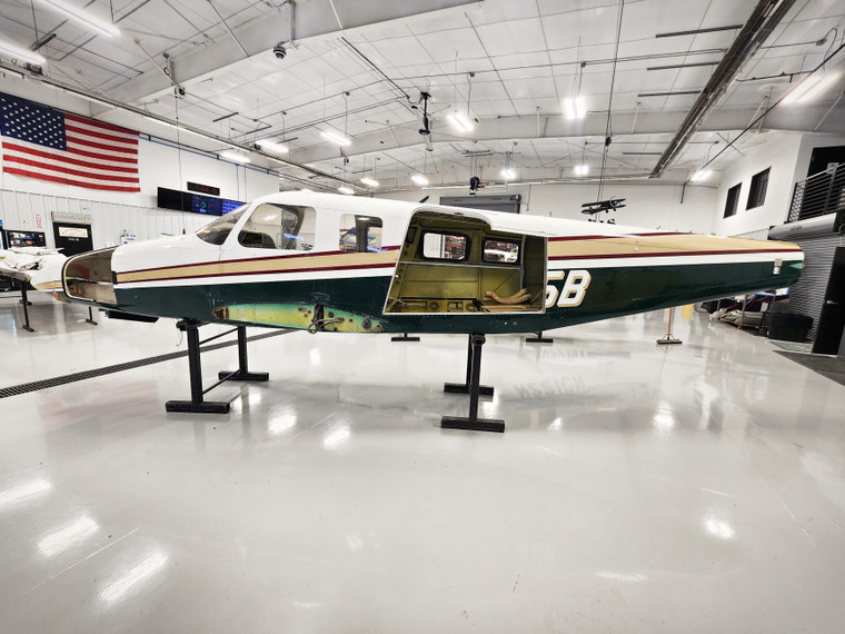 Piper PA34-220T Fuselage with Bill of Sale, Data Tag, and Logs