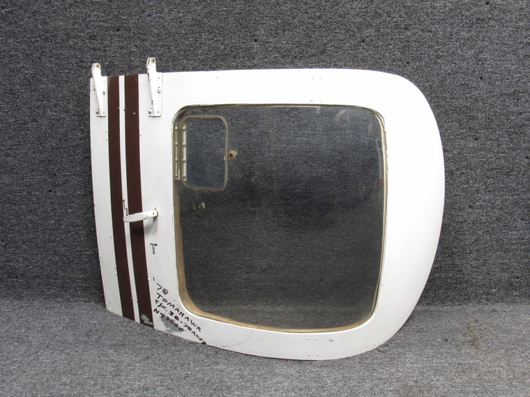 77500-004 Piper PA38-112 Cabin Door Assembly LH