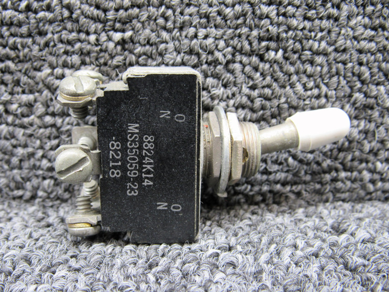 8824K14 (Alt: MS35059-23) Culter-Hammer Toggle Switch