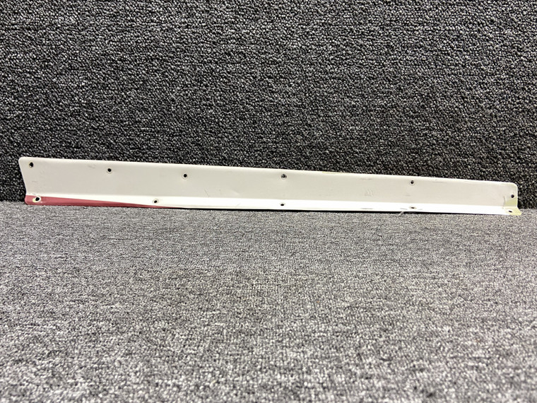 002-440000-64 Beechcraft A36 Horizontal Fillet RH