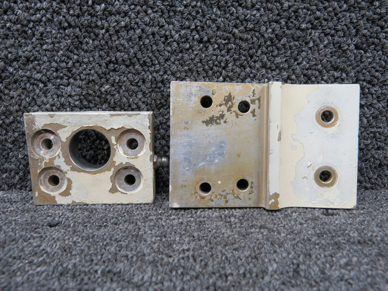 210067-009, 210067-007 Mooney M20K Main Gear Attach Bracket with Fitting LH