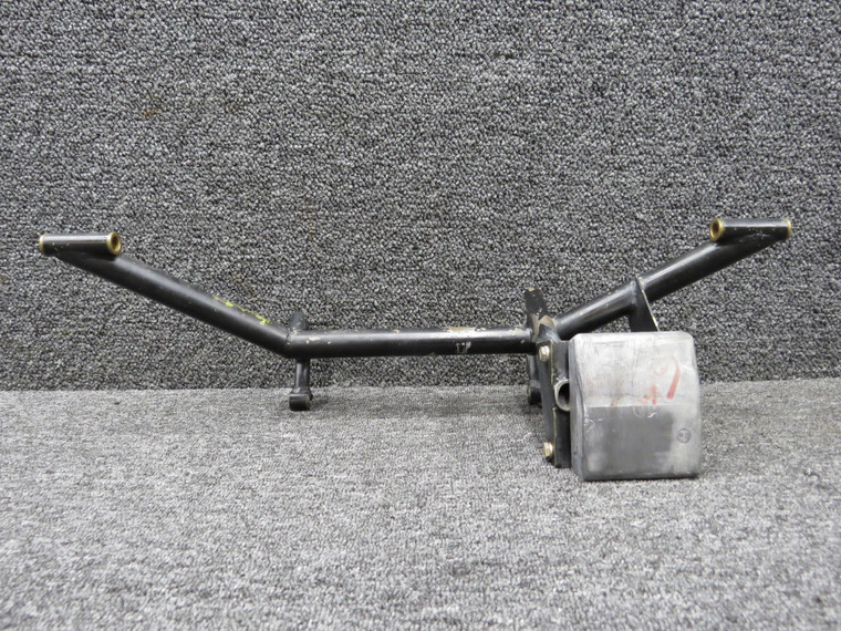 710065-503, 710082-001 Mooney M20K Control Wheel Yoke with Counterweight