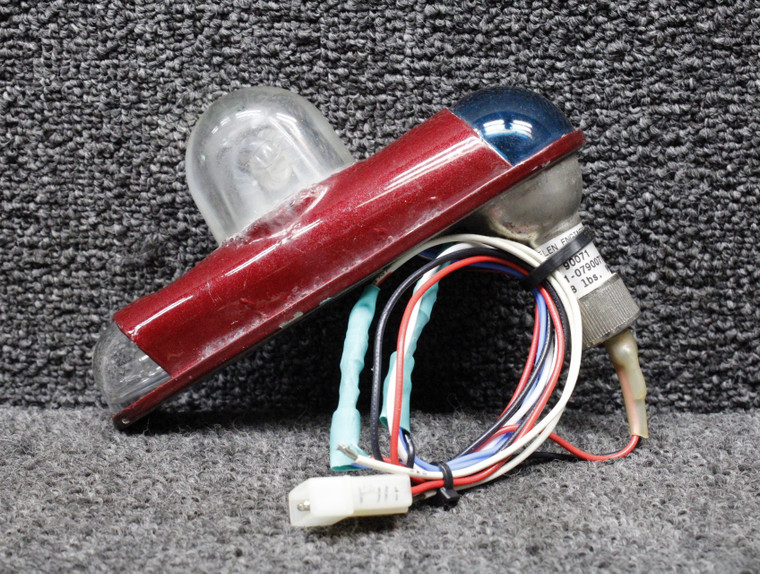 01-0790071-00, 751-201 Whelen 90071 Wing Navigation Light with Lens, Shield