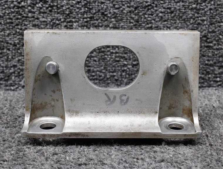 LM-423-53 Pratt and Whitney PT6A-42A Lord Engine Mount Bracket