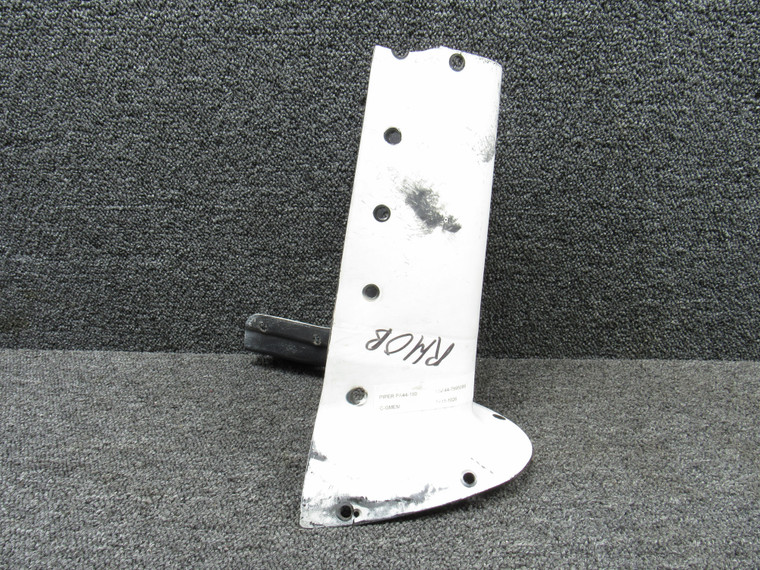 86569-009 Piper PA44-180 Nacelle Fairing Assembly RH Outboard