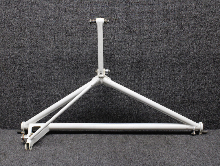 35-815102-42, 60-810103-5 Beechcraft 58 Main Gear Retract Brace with Leg RH