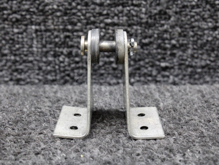 36-430012-37 Beechcraft 58 Lower Utility Door Hook Support Bracket Set
