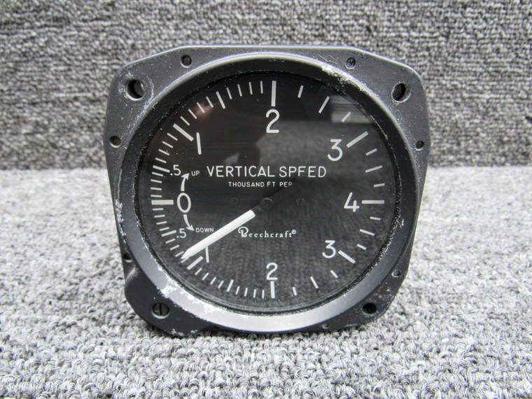 7040 United Instruments Inc. Type III Vertical Speed Indicator (Code: C.5)