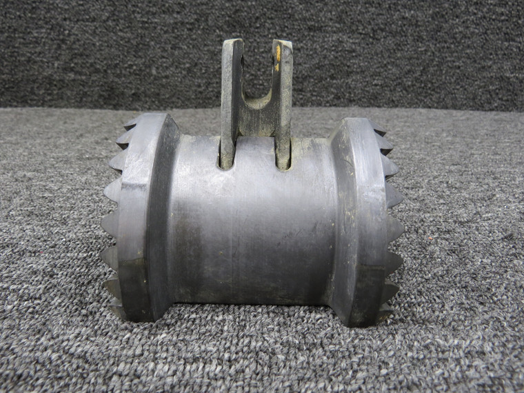 2081001-11, 2041011-4 Cessna 177RG Main Gear Retraction Gear &amp; Arm Assembly