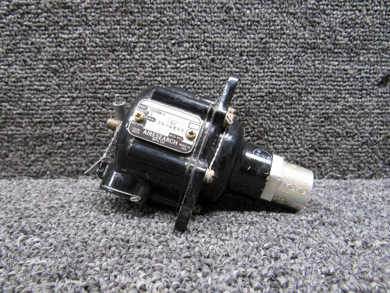 102466-1, 6515109-2 Airesearch Cabin Altitude Limit Controller w Adapter