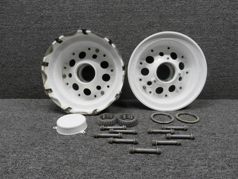 40-202 (Alt: 9912222-2) Cleveland 22x8.0-10 Main Wheel Assembly LH