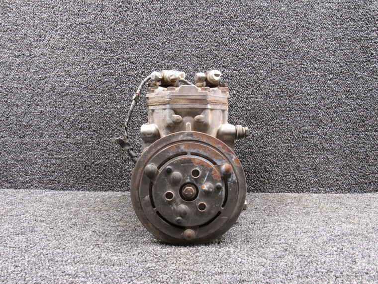 012-05586 Learjet AC Compressor with Pulley