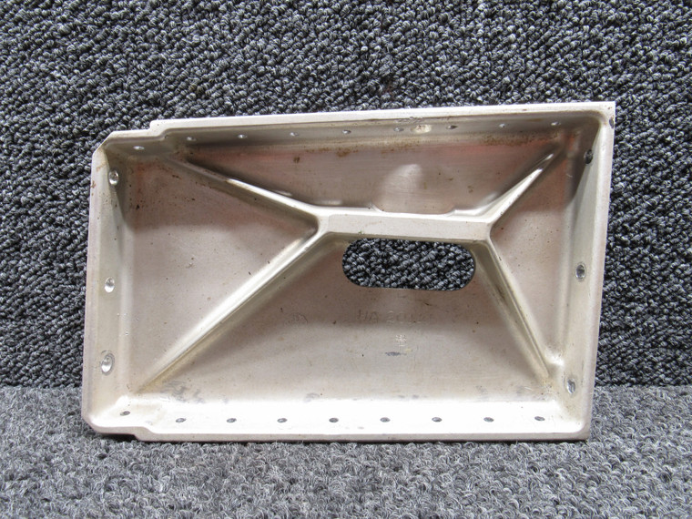 0541122-2 Cessna 172 Main Landing Gear Support RH Inboard